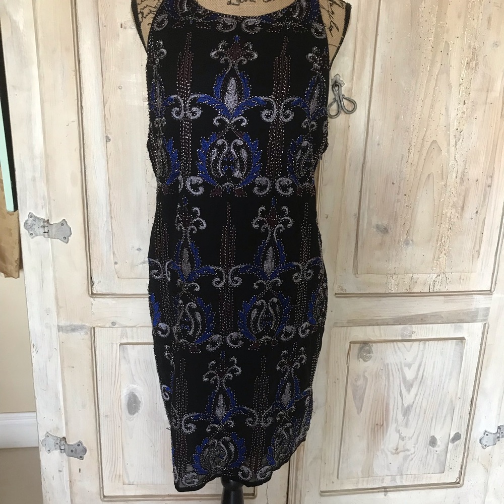BEADED DRESS  🖤 - Picture 5 of 8